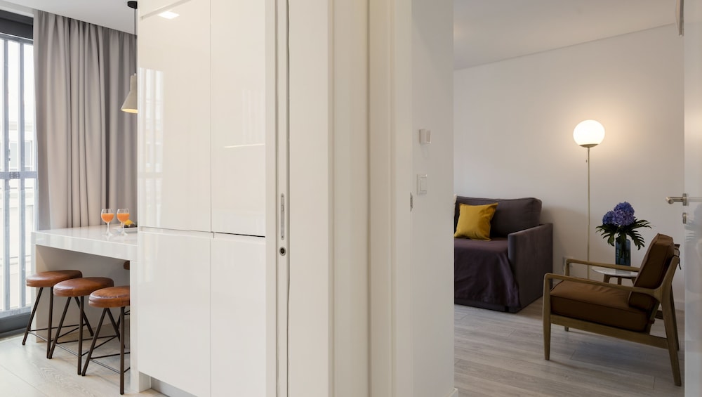 Lisbon Serviced Apartments Parque 22/66