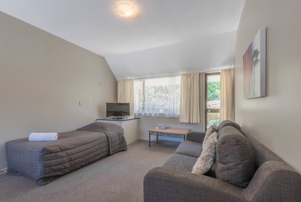 Manuka Crescent Motel 30/63