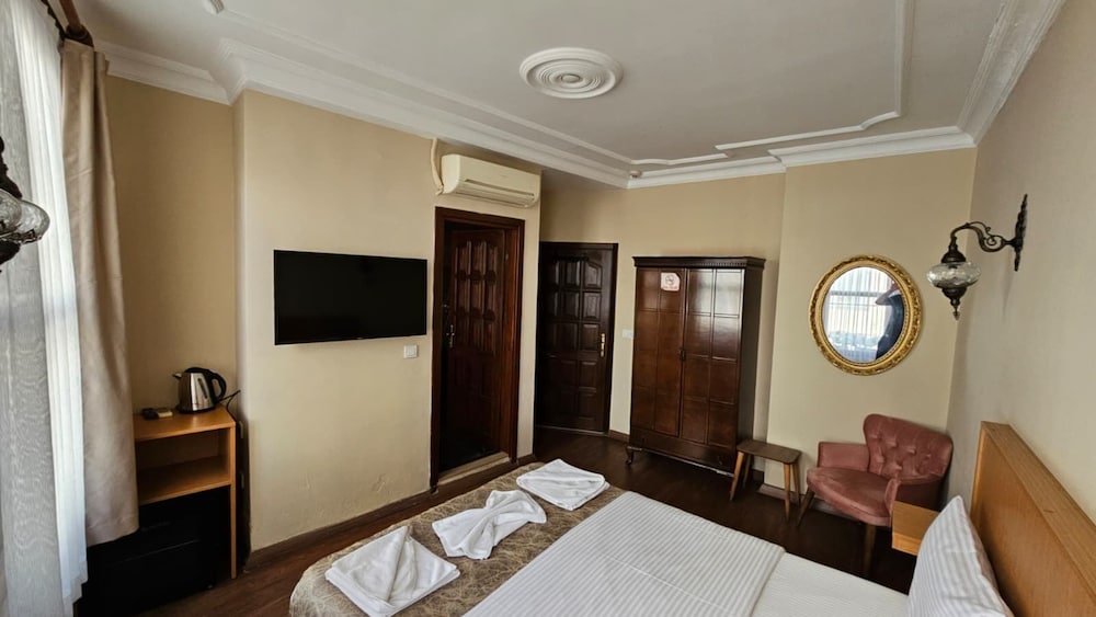 OTTOMAN ELEGANCE HOTEL 24/42