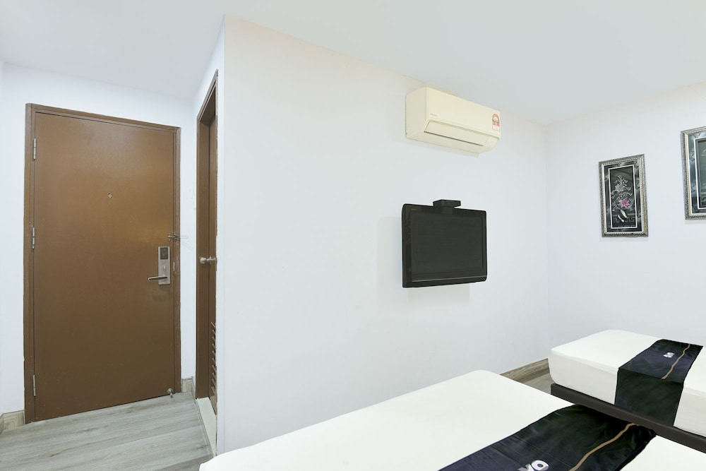 Hotel O Hotel Hamilas 51/60