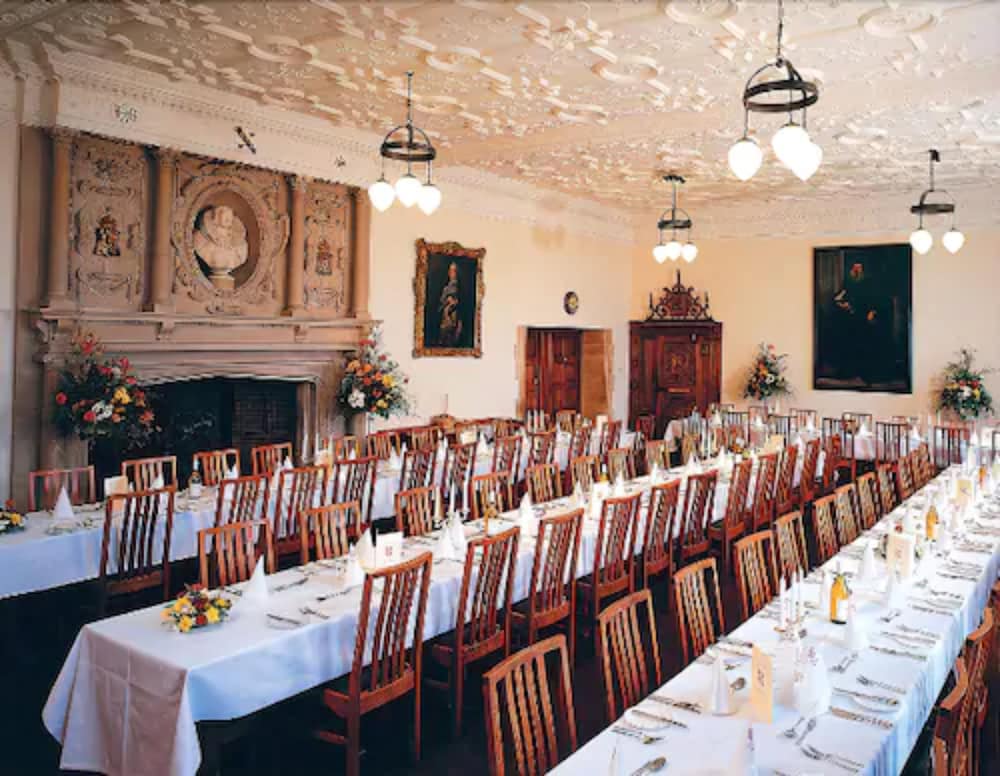 Madingley Hall 39/57