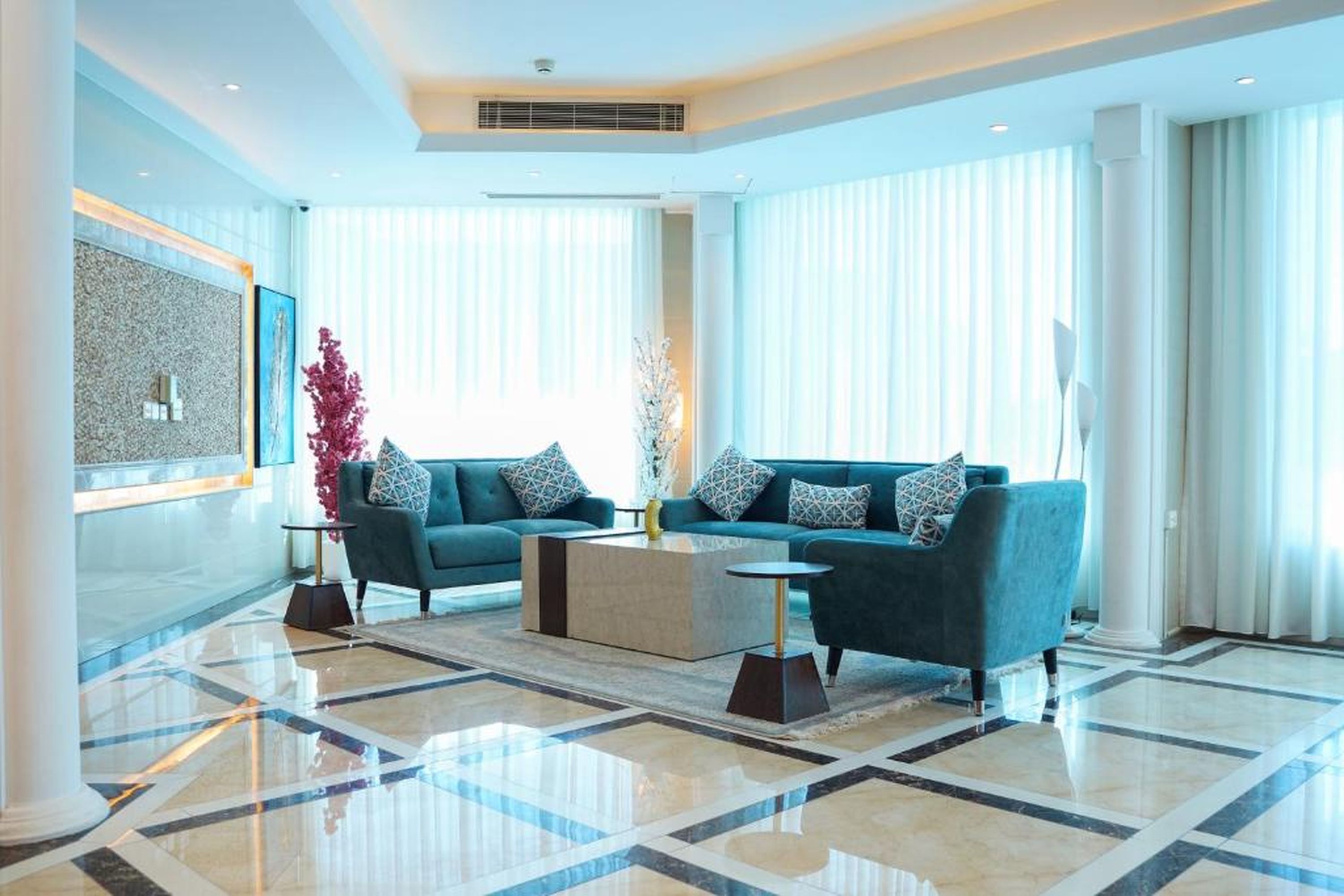 Palette Luxury Credit Hotel 15/60