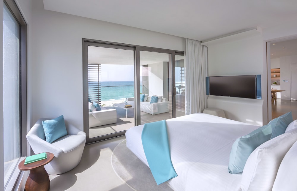 Nikki Beach Resort and Spa Dubai 30/81