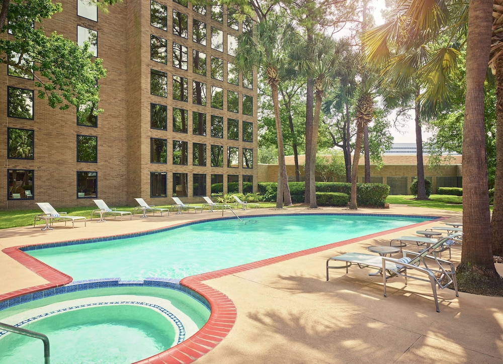 DoubleTree by Hilton Houston Intercontinental Airport photo4