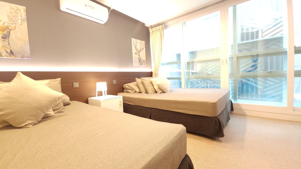 OYO Hostel Myeongdong 1 25/63