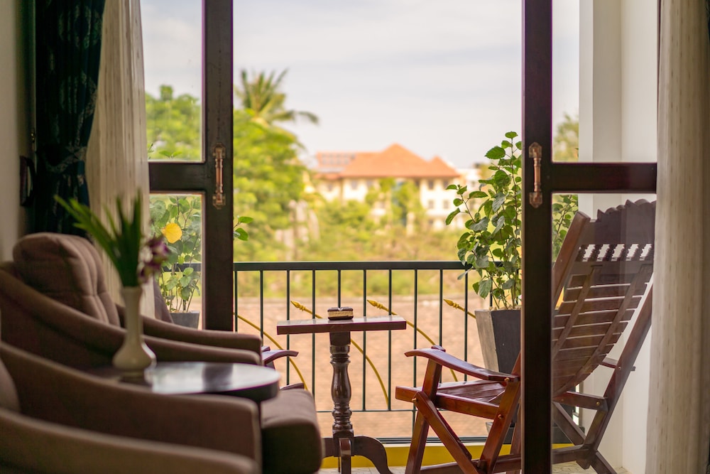 Beyond Yangon Boutique Inn 37/68