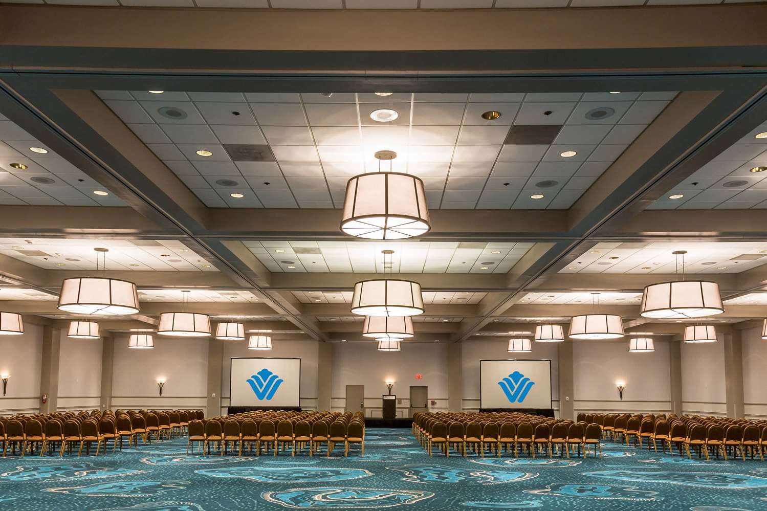 Wyndham Lake Buena Vista Disney Springs Resort Area 20/54