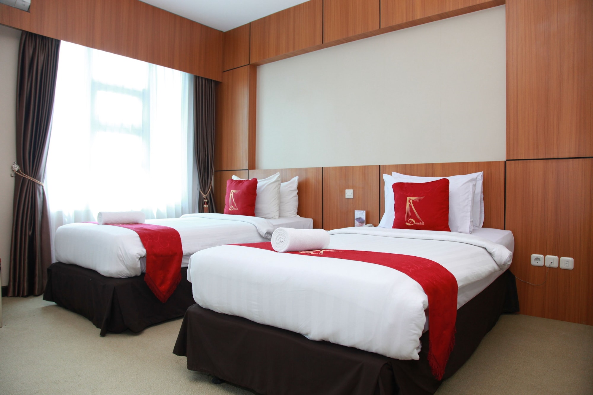 Superior, Twin Beds