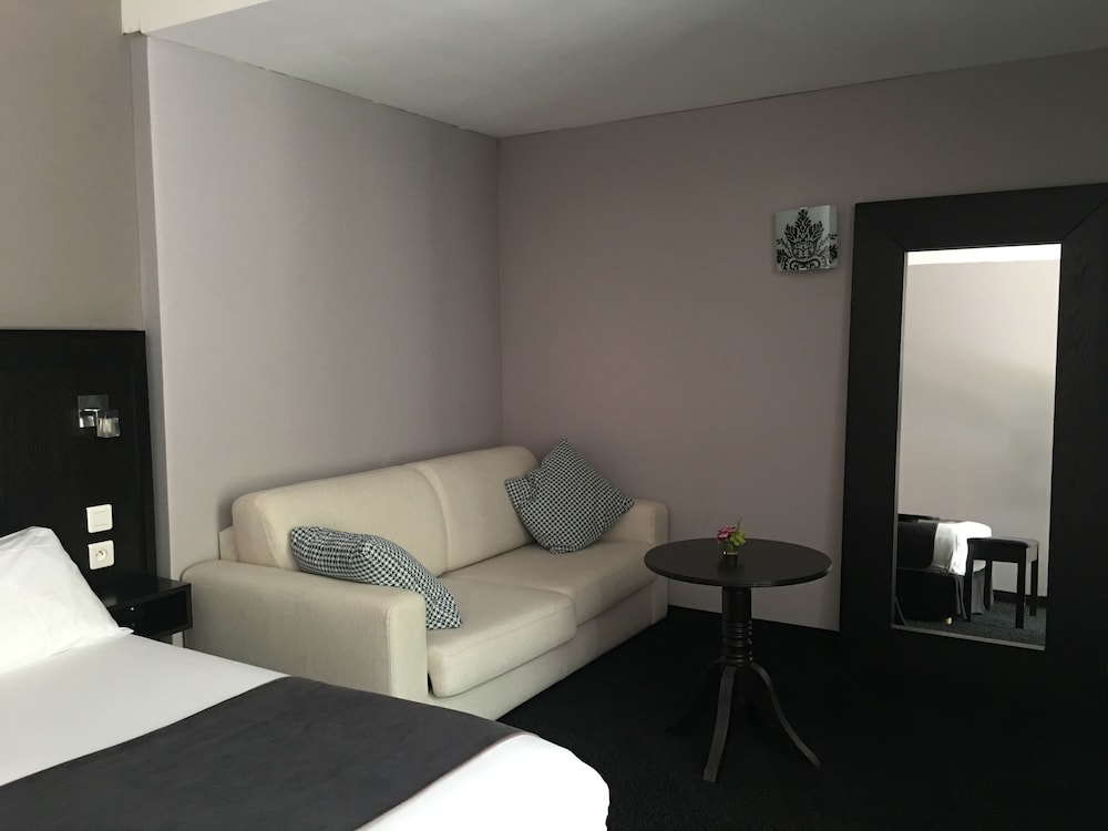 Hotel Moliere 19/37