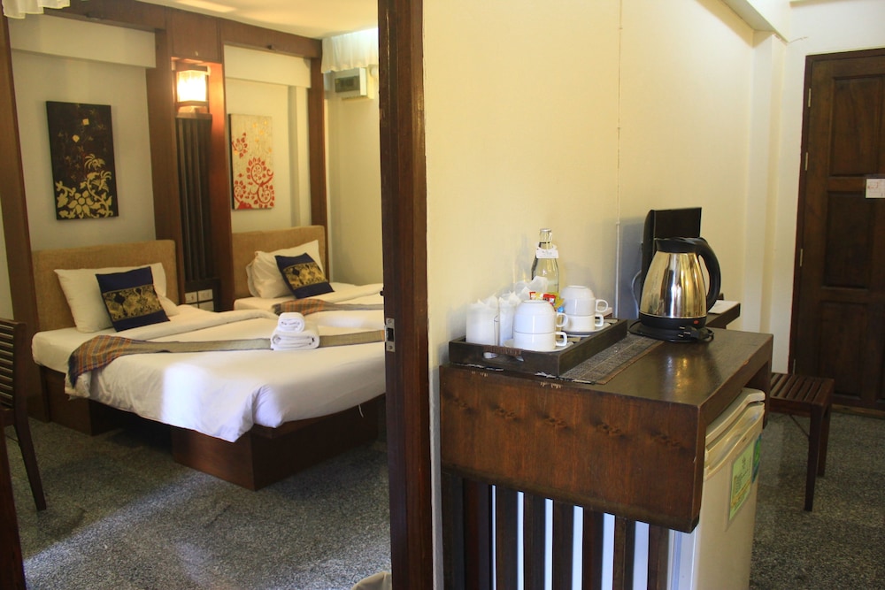 Rainforest Chiangmai Hotel 66/81