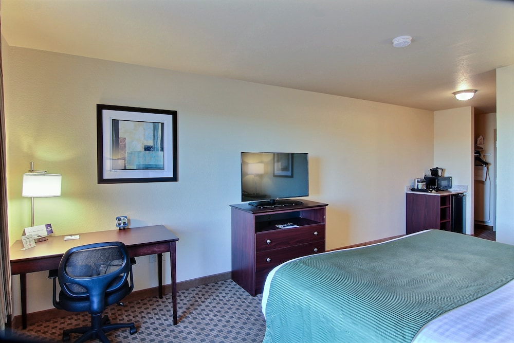 Cobblestone Hotel & Suites - Jefferson 10/39