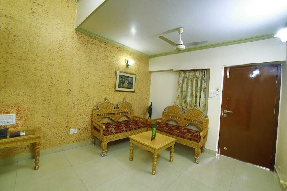 HOTEL SAMRAT INTERNATIONAL 22/28