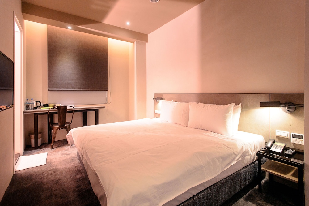 Kiwi Express Hotel-Taichung Station Branch Ii 13/60