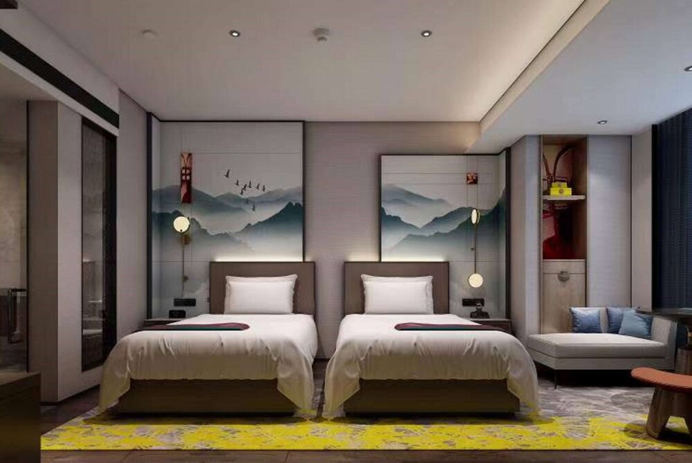SUPERIOR, TWIN BEDS, SMOKING