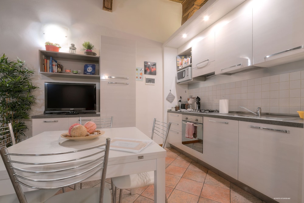 Wine Apartments Florence Moscato 37/47
