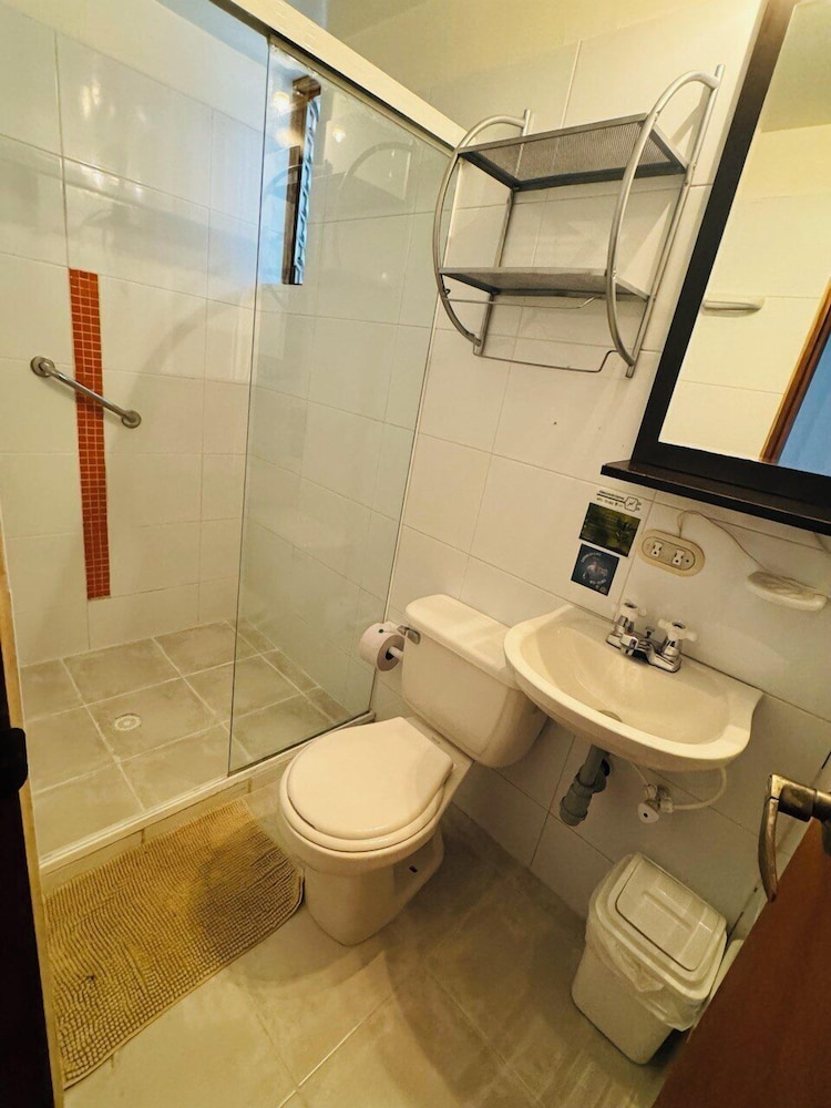 Hotel Guatatur 49/50