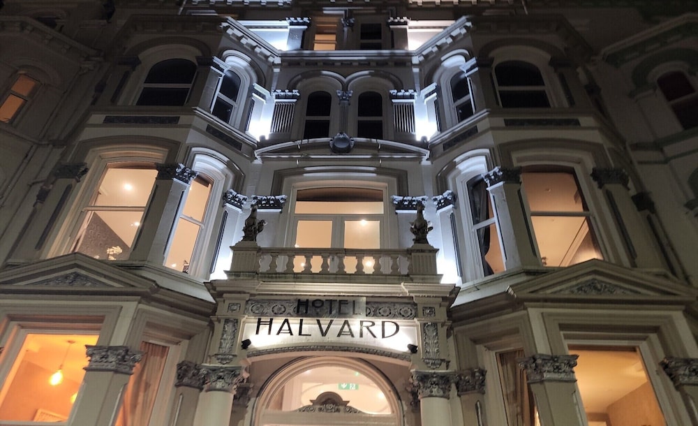 Halvard Hotel 26/50