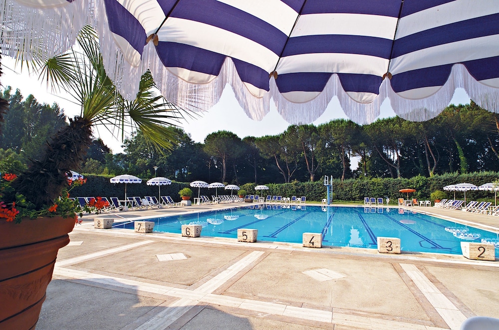 Hotel Country Club 33/37