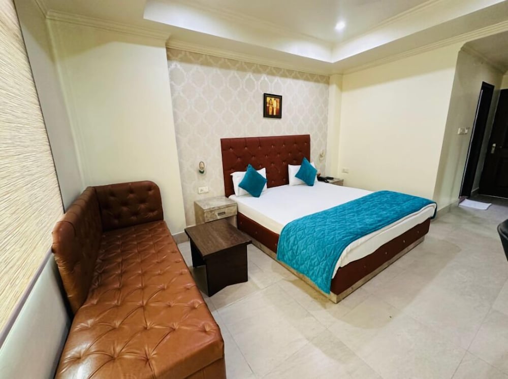 HOTEL BODHGAYA GAUTAM 30/50