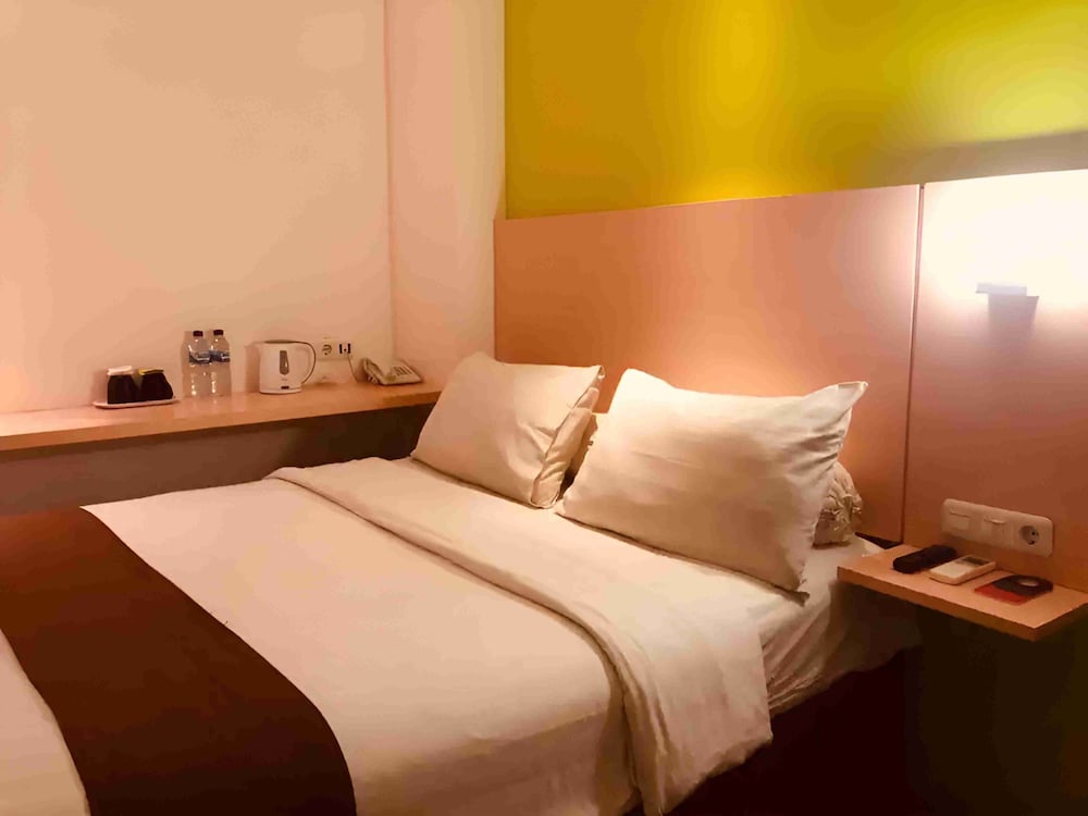 Front One Hotel Jayapura 13/34