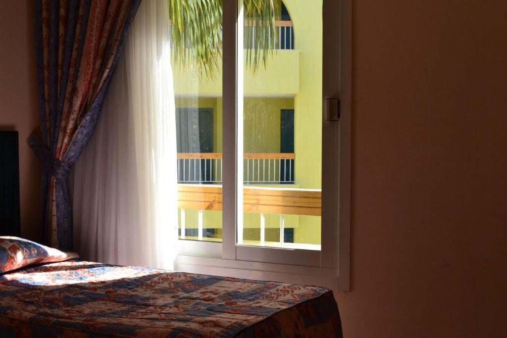 Palm Beach Resort 6/38