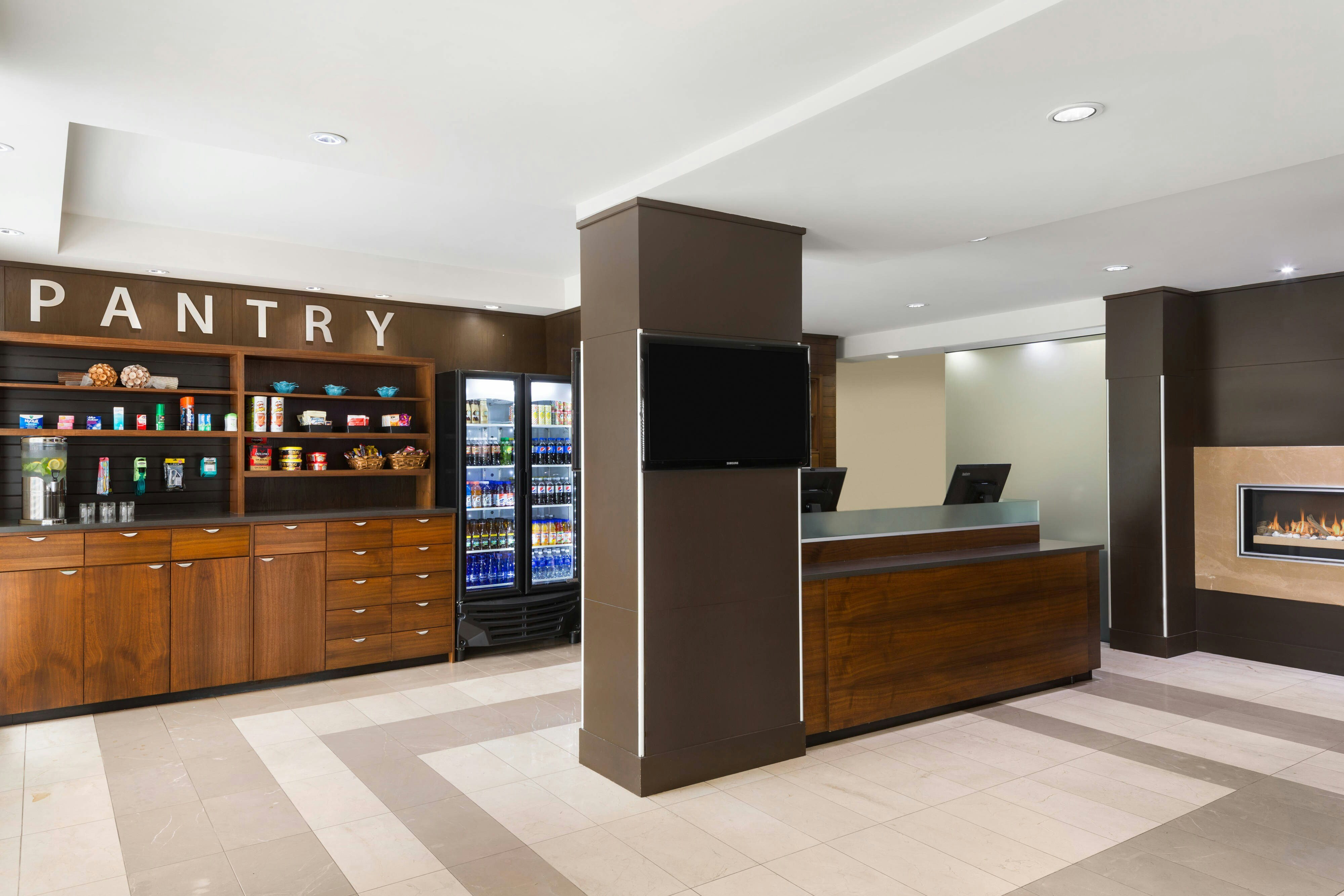FOUR POINTS BY SHERATON SURREY 3/7