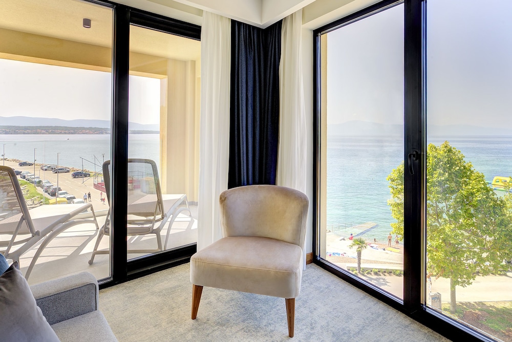 Riva Luxury Hotel 48/69