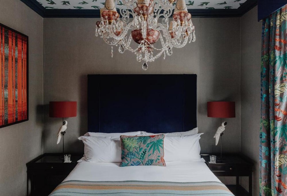 NO 15 GREAT PULTENEY 25/59