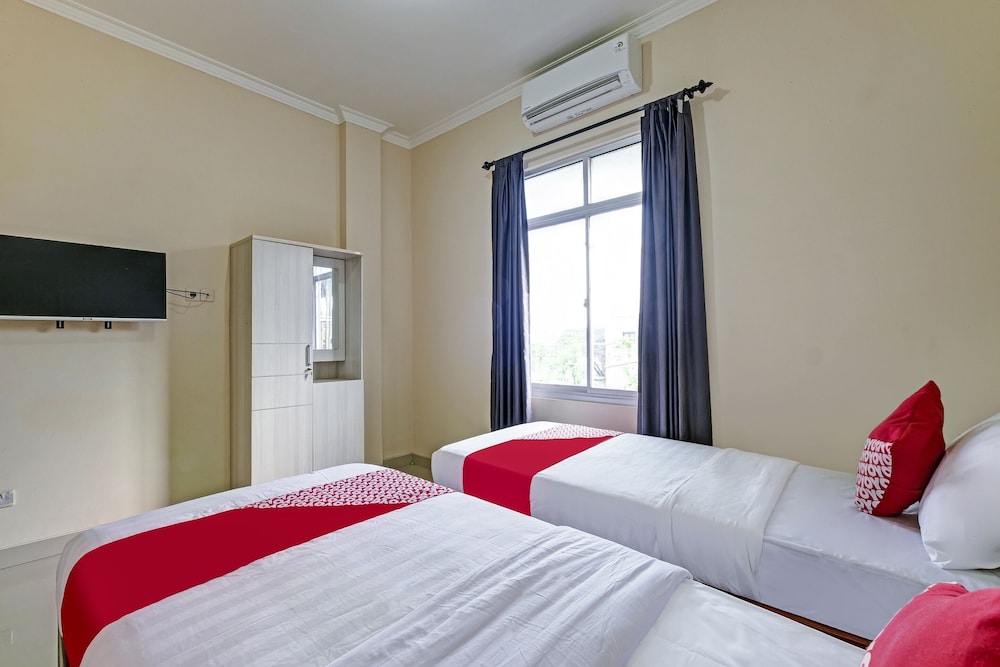 Super OYO 90905 Dangau Datuk Guesthouse 23/43