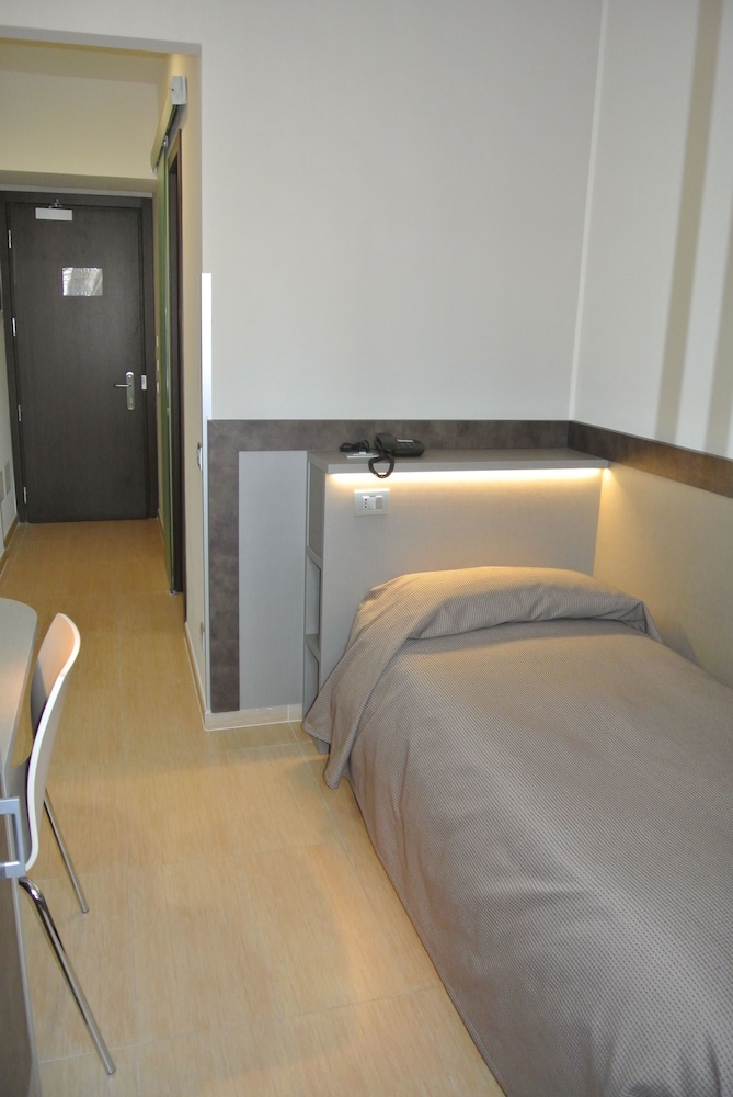 STANDARD, SINGLE, SINGLE BED