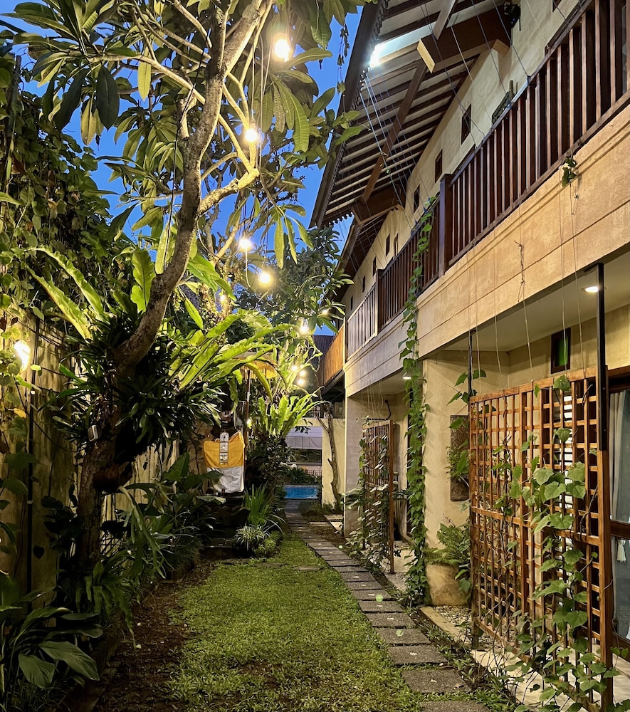 Villa Puriartha 50/53