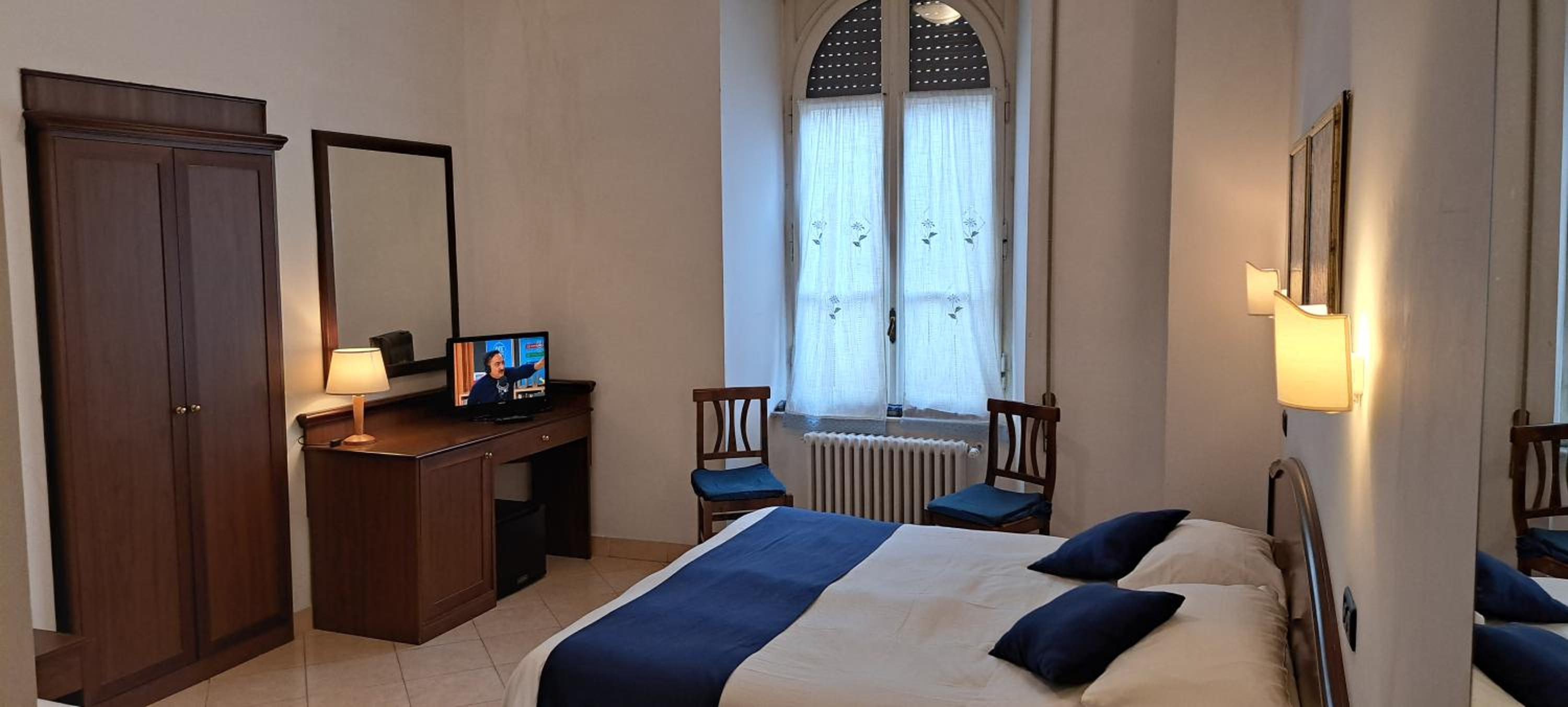 Hotel Bonazzi 23/40