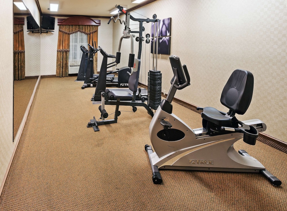 Country Inn & Suites By Radisson, Amarillo I-40 West, TX 10/18