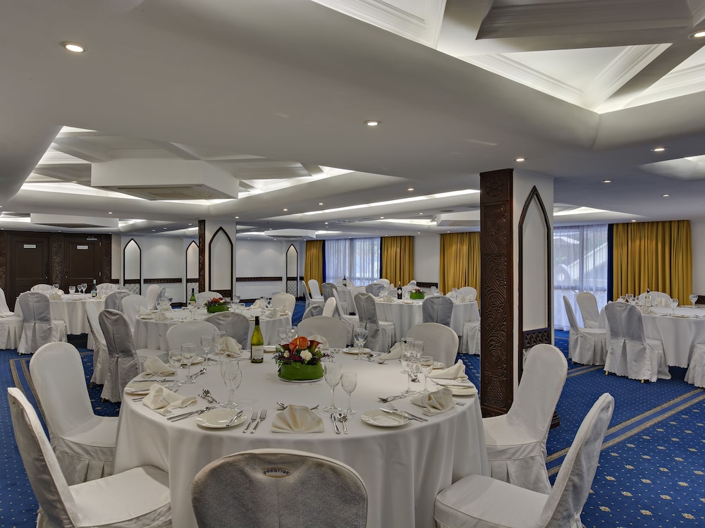 The Heron By Sarovar Portico India, Nairobi 62/77