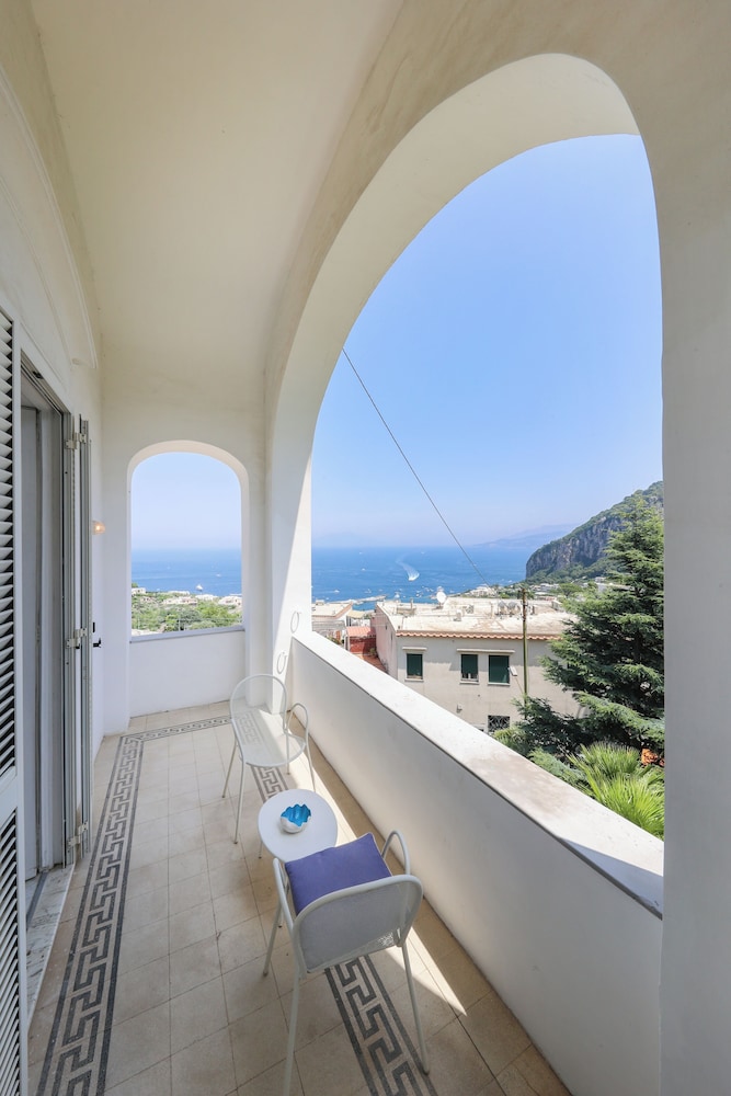Suite Time Capri Villa La Pergola 19/50