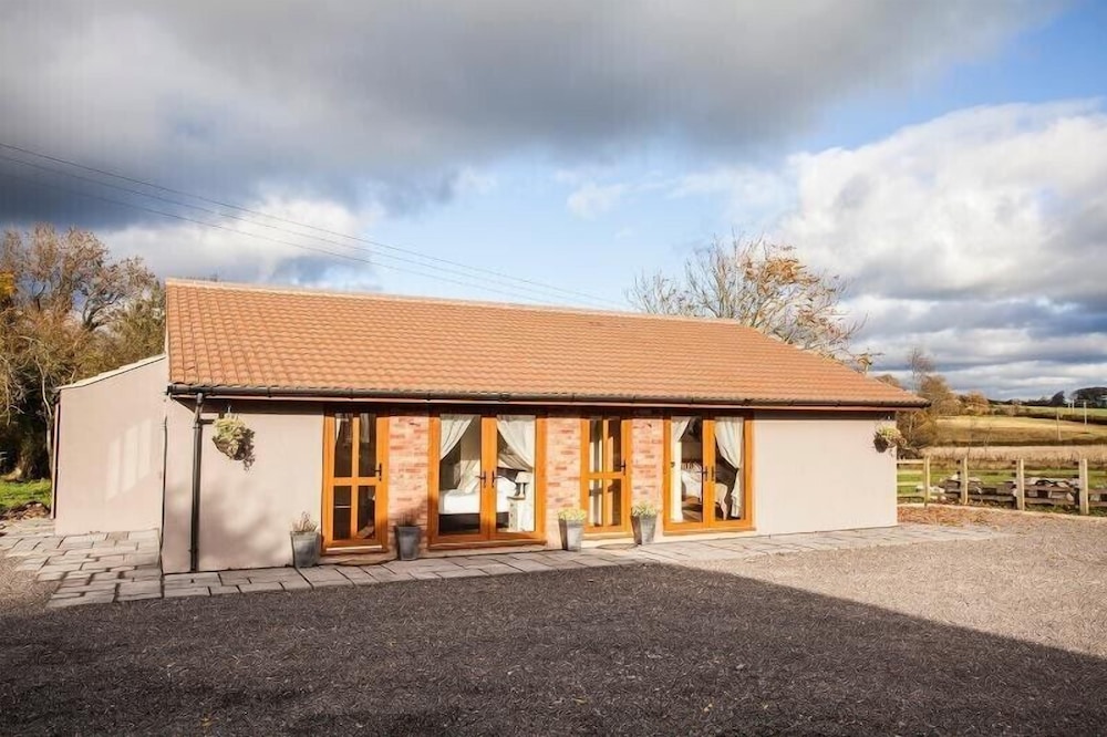 Hillcroft Self Catering 3/50