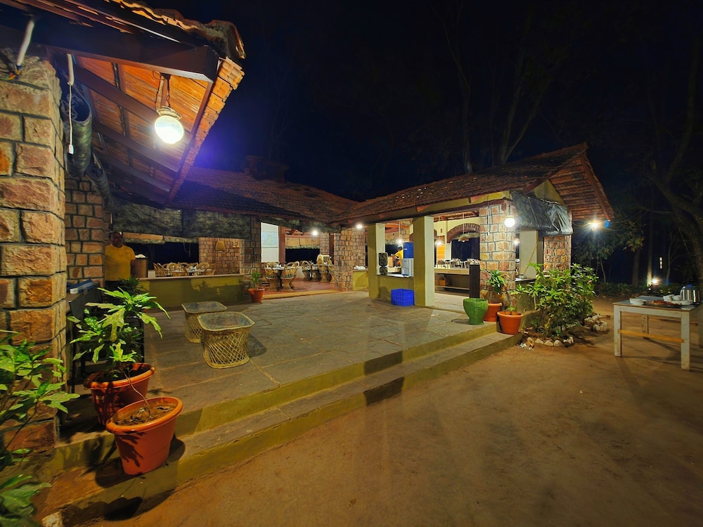 TIGER TRAILS RESORT 38/48
