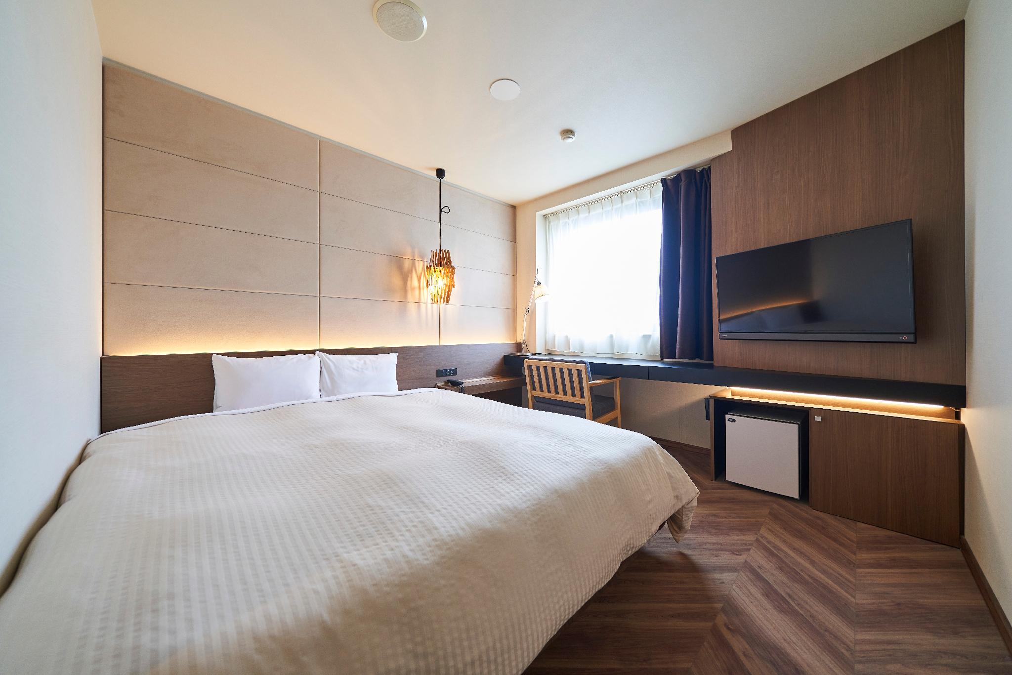 Room, Single