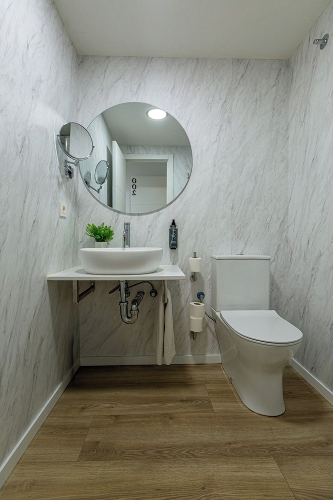 Iraipe Gorbea Hotel 43/48