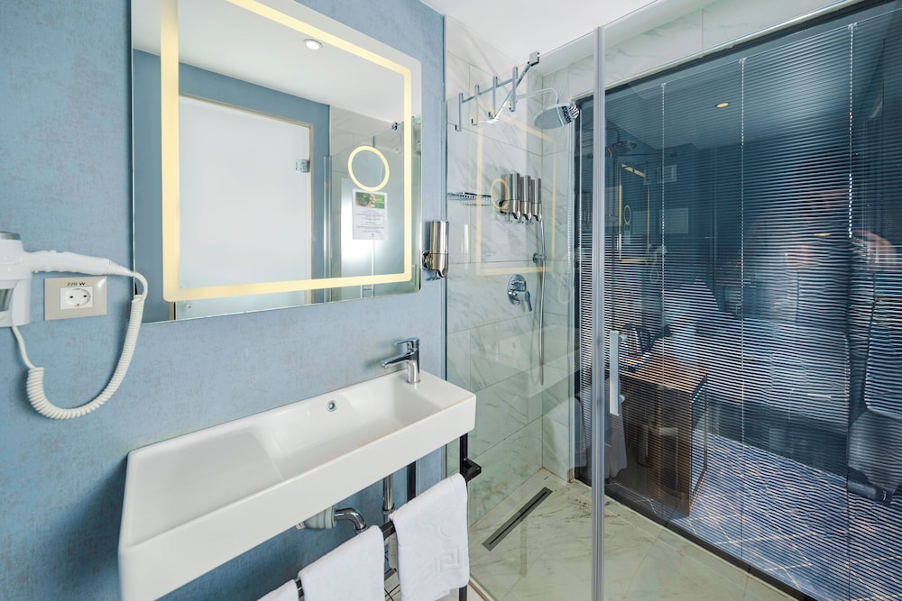 Ring Stone Hotels Bosphorus 48/50