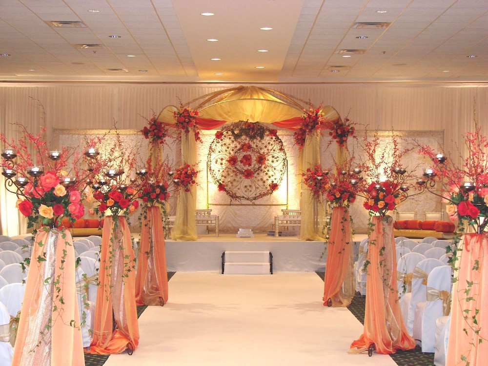 Florida Hotel and Conference Center 43/58