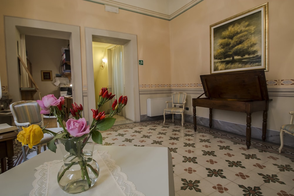 A Palazzo Busdraghi 34/49