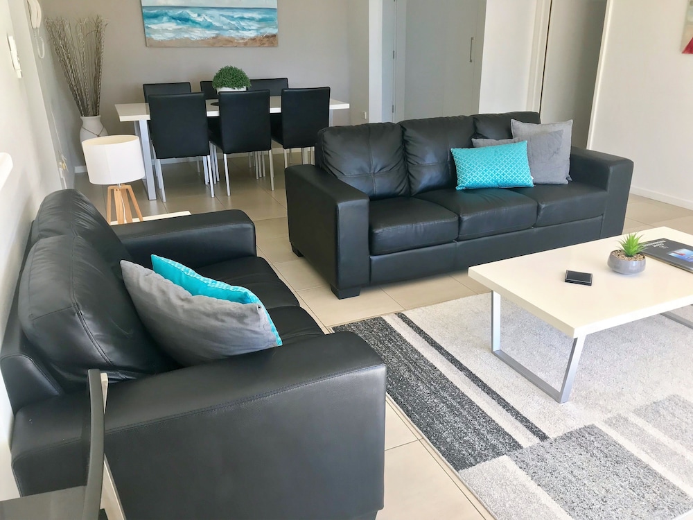 Solnamara Beachfront Apartments 57/75
