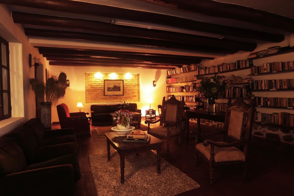 Hotel Meson de los Virreyes 16/22