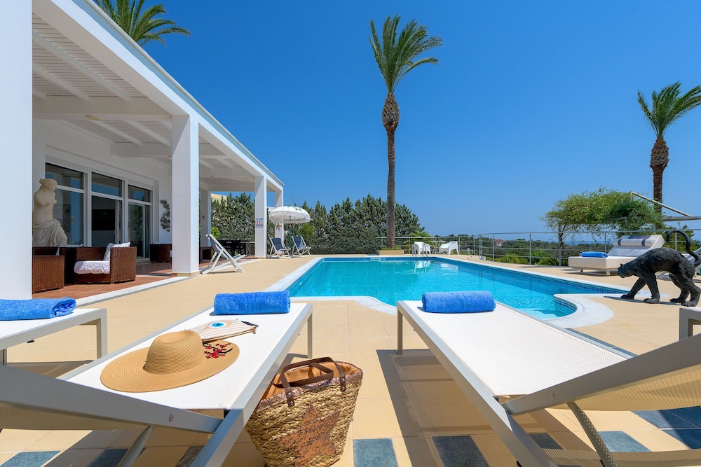 GRANDE DAME VILLA - RHODES 19/50