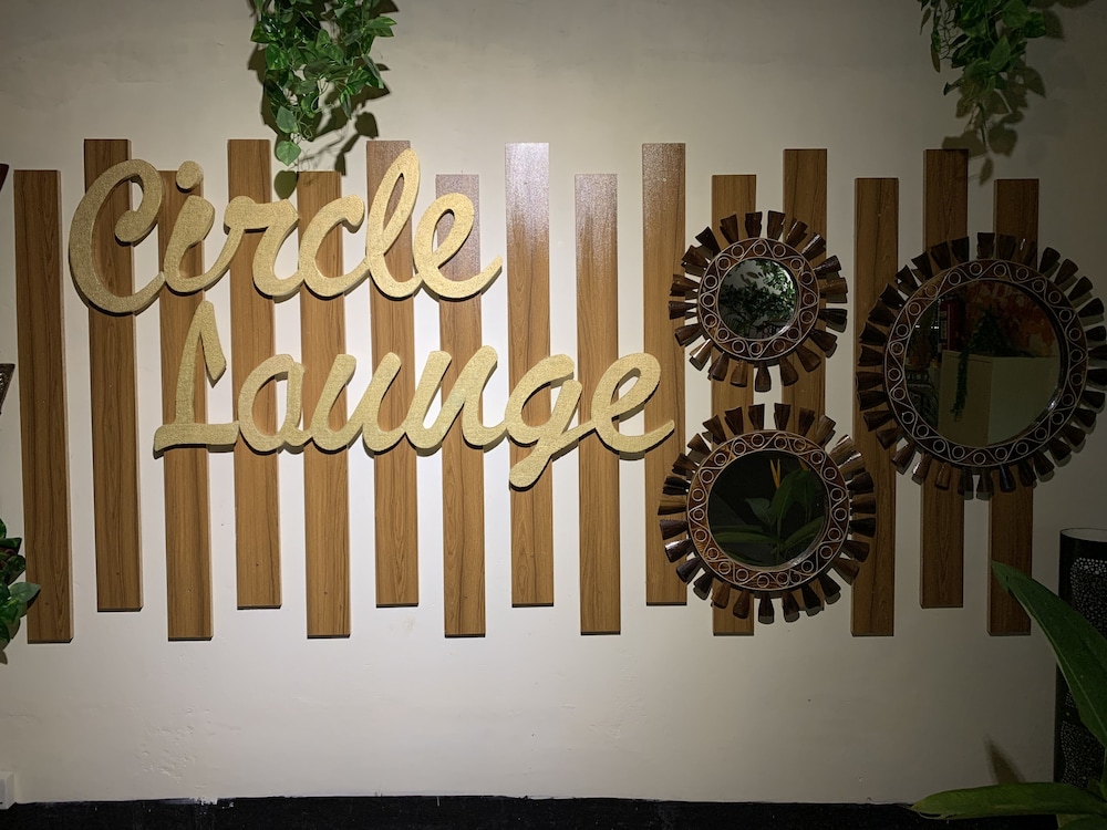 Hotel Grand Circle Inn photo5