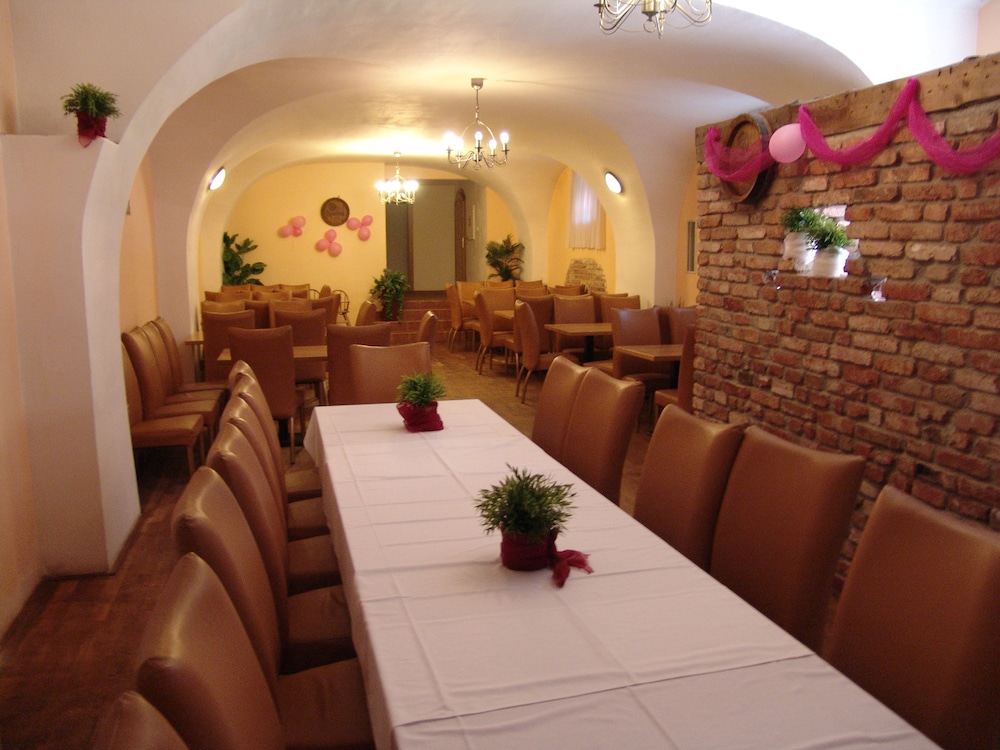 Stary Pivovar Hotel 43/65