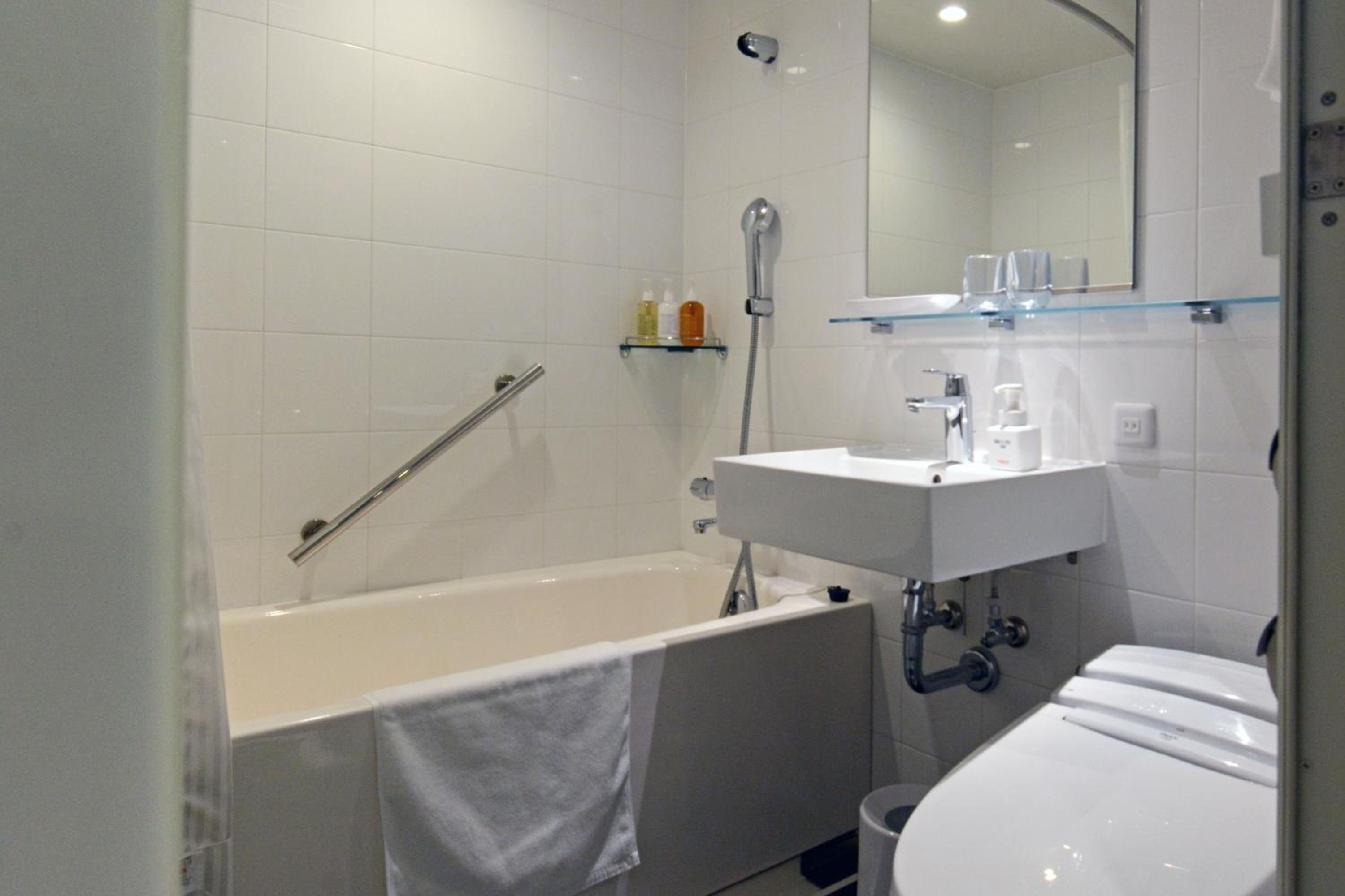 غرفة قياسية بسرير كوين مع أريكة، Hotel Forza Osaka Kitahama 6/6