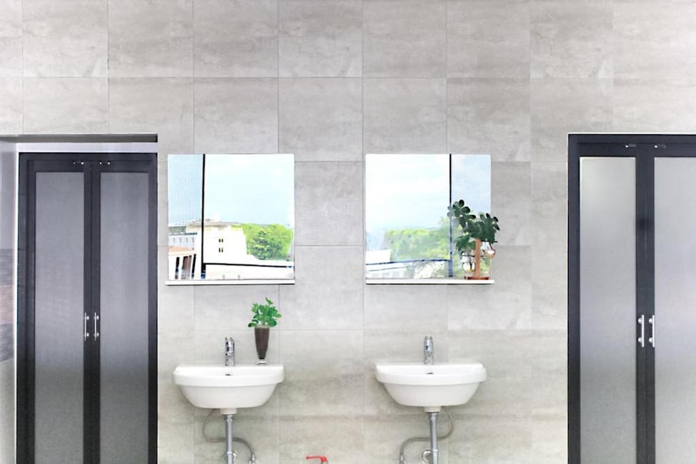 Pn Boutique House 11/71