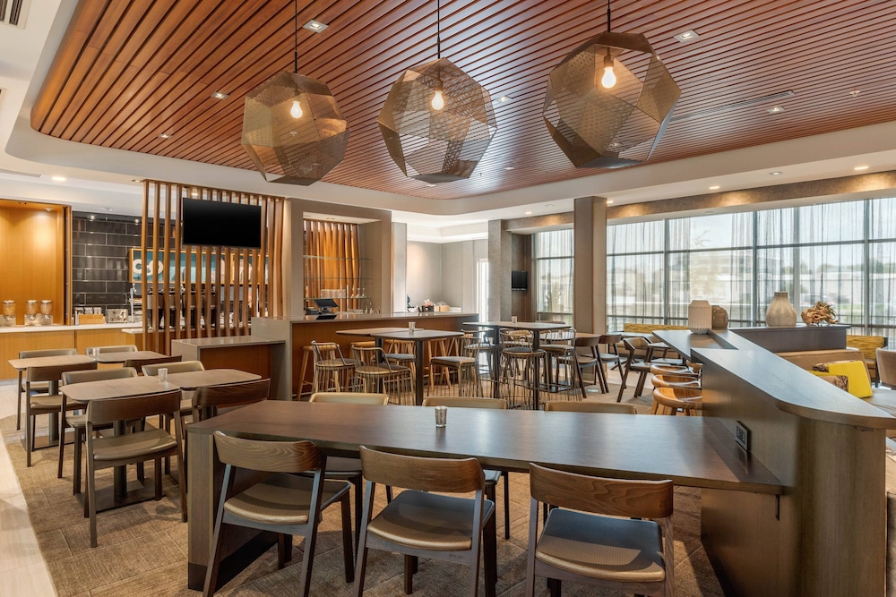 Springhill Suites By Marriott Charlotte Southwest 41/49